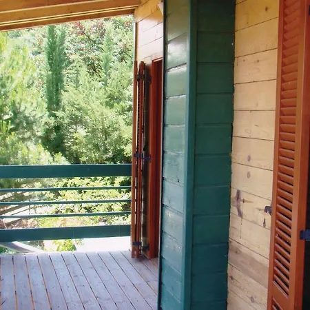 Awesome In Molos Kammena Vourla With 3 Bedrooms, Internet And Outdoor Swimming Pool Liapáta